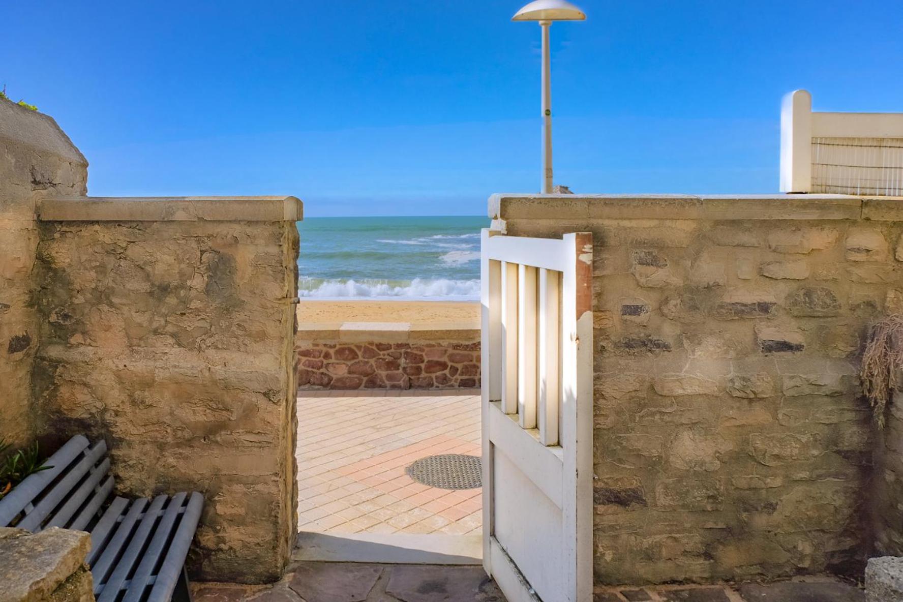 Magnifique Appartement Avec Terrasse, Parking Et Vue Sur L'Ocean Pour 5 Біарріц Екстер'єр фото